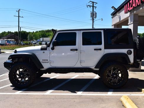 Used 2016 Jeep Wrangler Unlimited Sport w/ Quick Order Package 24S AWD/4WD image 5