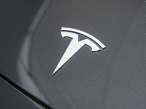 Used 2024 Tesla Model 3 Standard Range RWD image 12