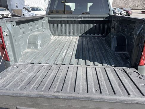 Used 2025 Chevrolet Silverado 1500 LT image 10