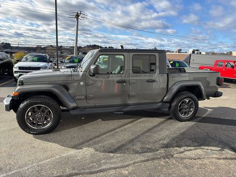 Certified 2021 Jeep Gladiator Overland w/ Popular Equipment Package image 13