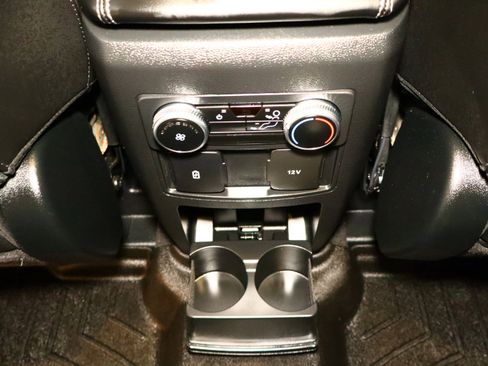 Used 2023 Ford Explorer XLT w/ Equipment Group 202A image 39