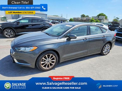 Used 2017 Ford Fusion SE w/ Fusion SE Technology Package FWD image 1