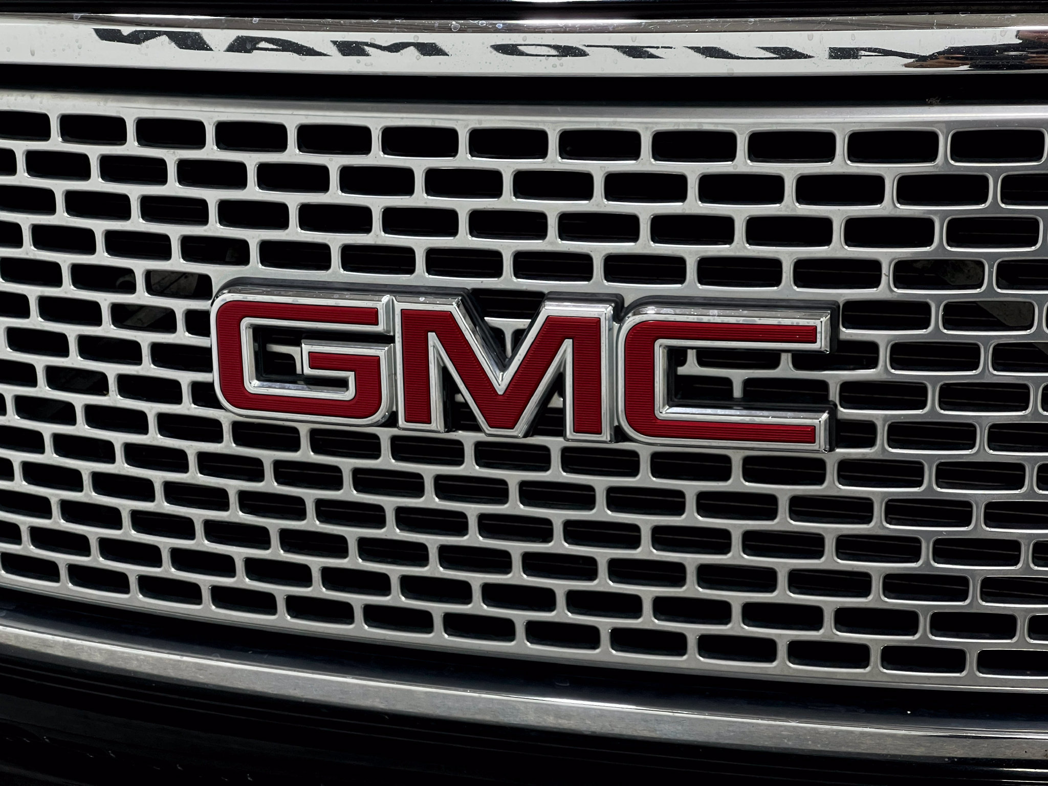 Used 2016 GMC Yukon Denali w/ Open Road Package AWD/4WD image 41