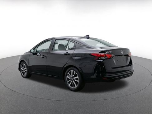 Used 2025 Nissan Versa SV FWD image 6