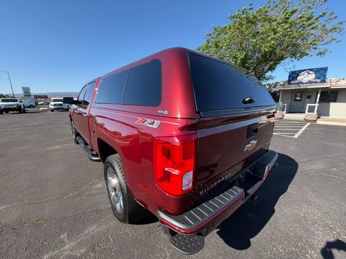 Used 2017 Chevrolet Silverado 1500 LTZ Z71 w/ LTZ Plus Package AWD/4WD image 8