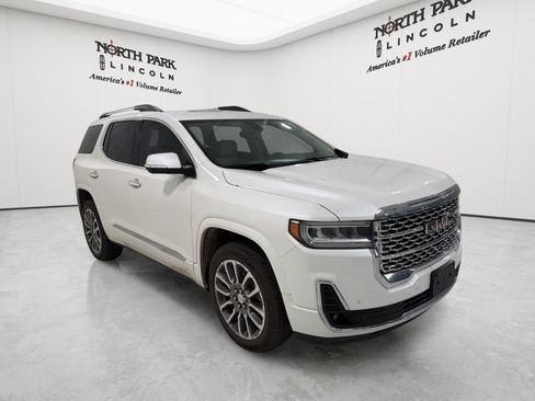 Used 2021 GMC Acadia Denali w/ Denali Technology Package FWD image 7