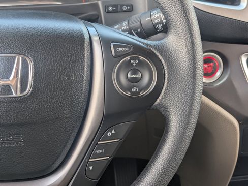 Used 2017 Honda Pilot EX image 22