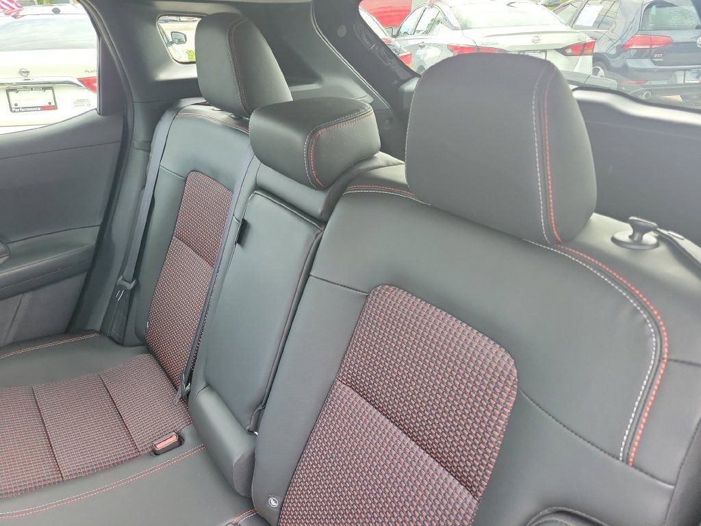 Certified 2026 Nissan Kicks SR FWD image 18