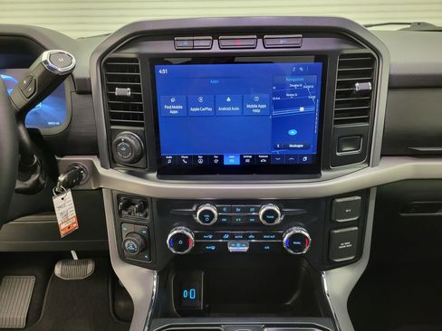 Used 2024 Ford F150 XLT w/ Mobile Office Package image 8