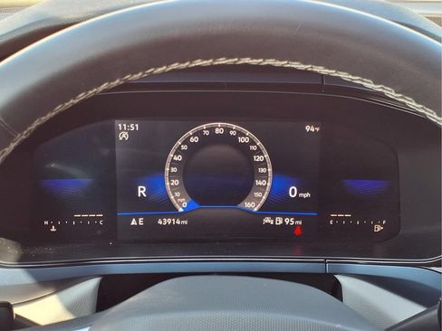 Used 2022 Volkswagen Taos SE w/ IQ.Drive SE Package FWD image 18