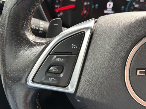 Used 2018 Chevrolet Camaro SS RWD image 23