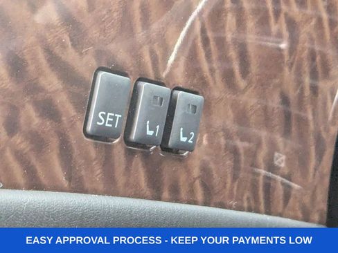 Used 2020 Nissan Armada Platinum w/ Cargo Package image 38