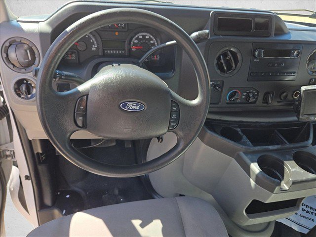 Used 2013 Ford E-350 and Econoline 350 Super Duty RWD image 14