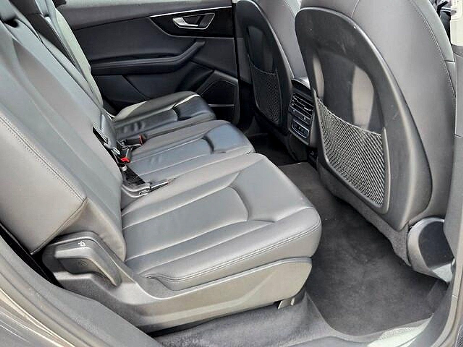 Used 2023 Audi Q7 2.0T Premium Plus w/ Premium Plus Package AWD/4WD image 16