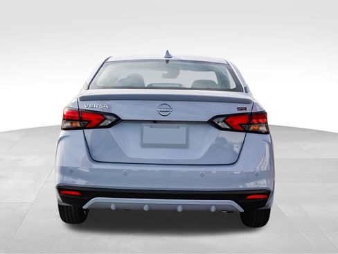 New 2025 Nissan Versa SR w/ Trunk Package image 3