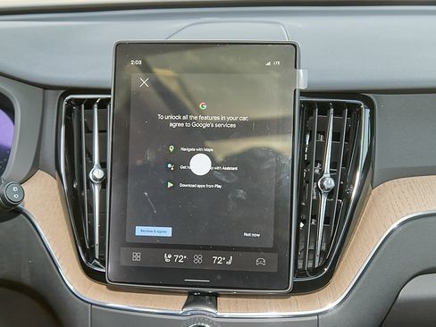 New 2026 Volvo XC60 B5 Plus w/ Protection Package Premier image 25