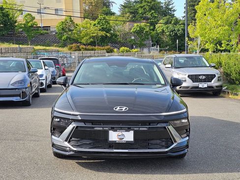 New 2025 Hyundai Sonata SEL image 2