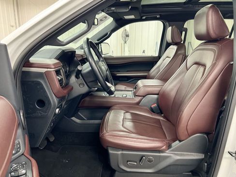 Used 2022 Ford Expedition Max Limited AWD/4WD image 21