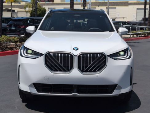 New 2026 BMW X3 xDrive30 w/ Convenience Package AWD/4WD image 3