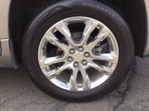 Used 2018 Chevrolet Traverse High Country AWD/4WD image 51