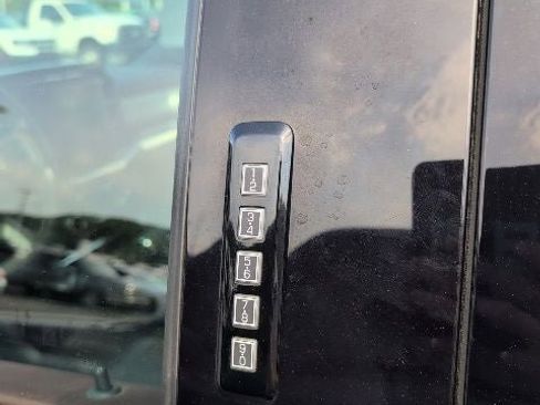 Used 2021 Ford F150 Lariat w/ Equipment Group 502A High AWD/4WD image 22