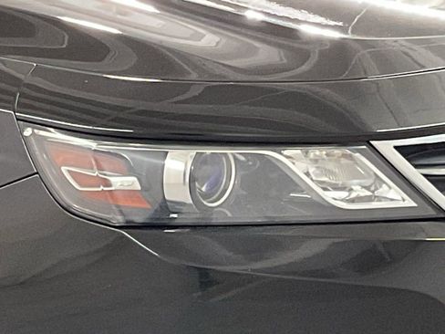 Used 2014 Chevrolet Impala LT w/ Convenience Package image 29