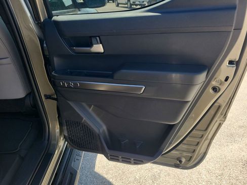 New 2025 Toyota Tacoma TRD Off-Road image 42