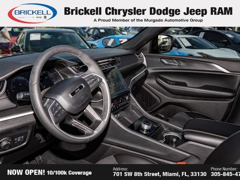 Used 2024 Jeep Grand Cherokee Altitude image 15