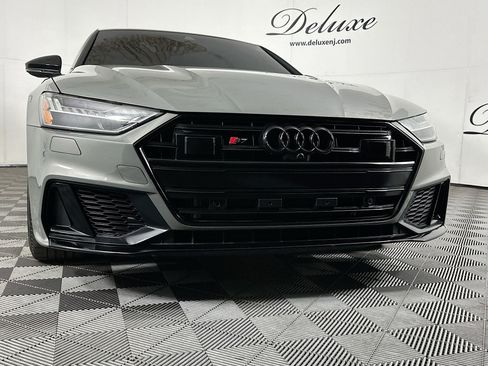 Used 2022 Audi S7 Premium Plus w/ S Sport Package AWD/4WD image 31