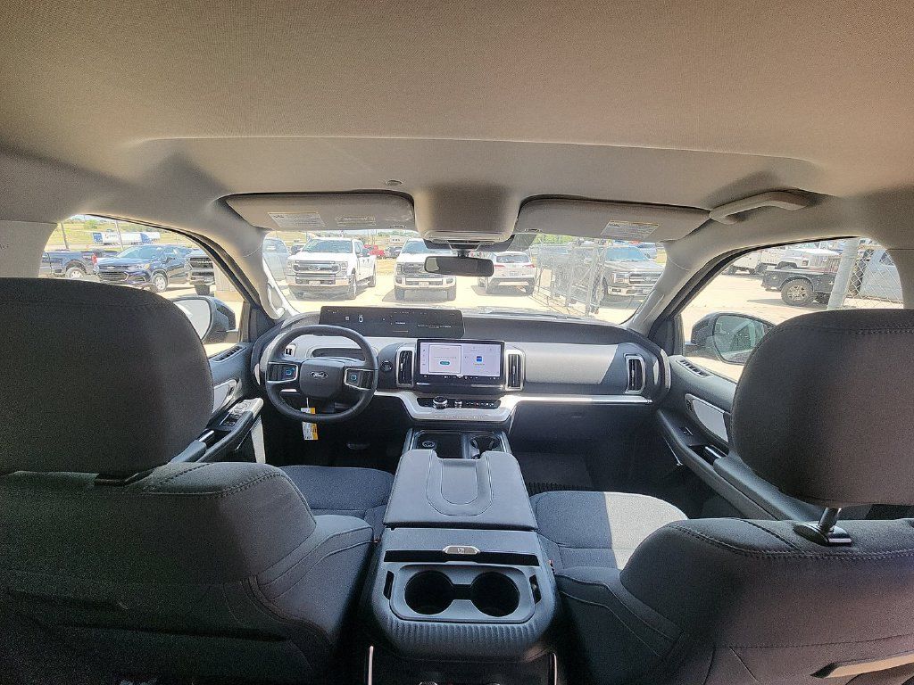 New 2026 Ford Expedition Active AWD/4WD image 10