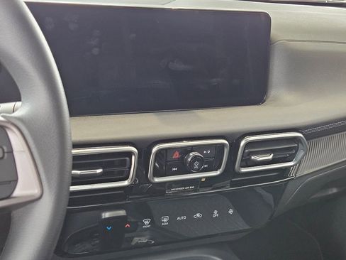 New 2026 Nissan Sentra SV w/ Floor Mat Package FWD image 22