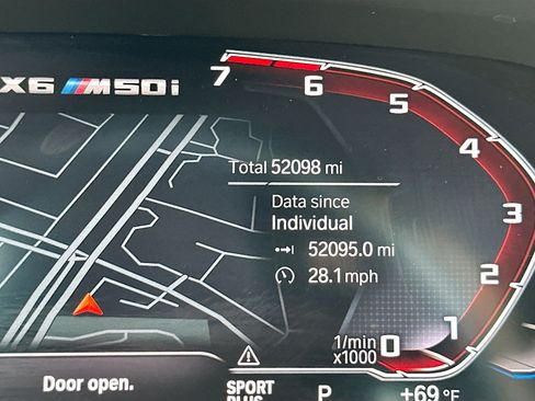 Used 2022 BMW X6 M50i w/ Premium Package image 12