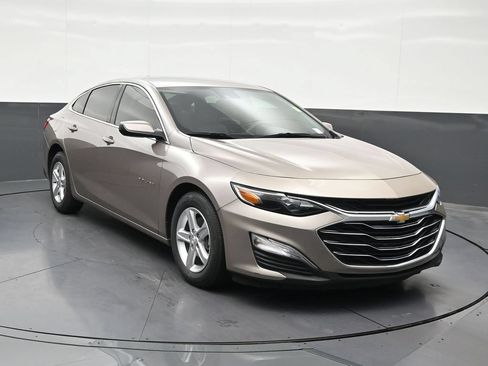 Used 2024 Chevrolet Malibu LS FWD image 8