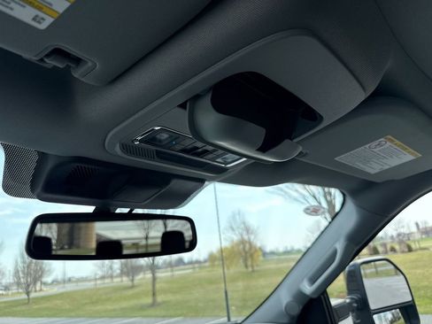 Used 2025 Ford F350 Lariat w/ Camper Package image 33