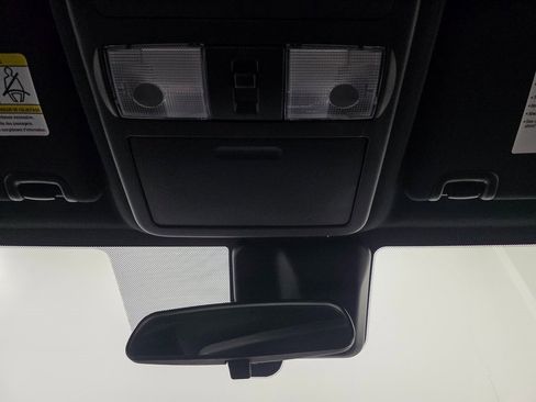 Used 2022 Nissan Frontier PRO-4X image 31