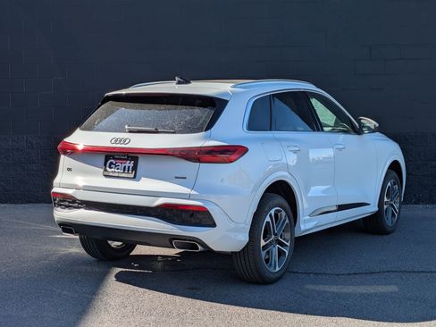 New 2026 Audi Q5 Premium AWD/4WD image 5