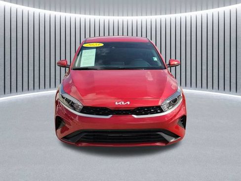 Used 2023 Kia Forte LXS w/ LXS Technology Package FWD image 2