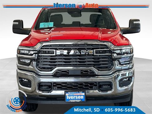 Used 2026 RAM 2500 Big Horn AWD/4WD image 3