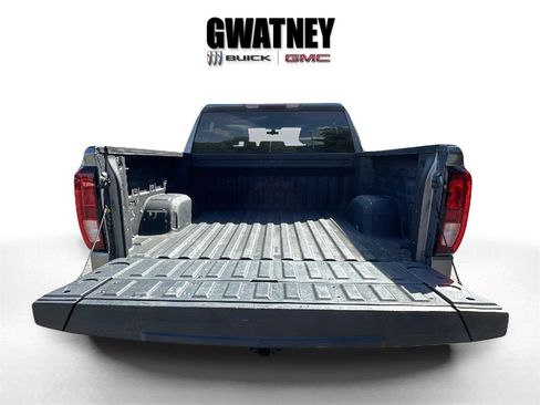 Used 2022 GMC Sierra 1500 Elevation image 39