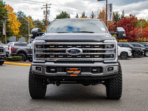 Used 2024 Ford F350 Platinum w/ Tremor Off-Road Package image 10