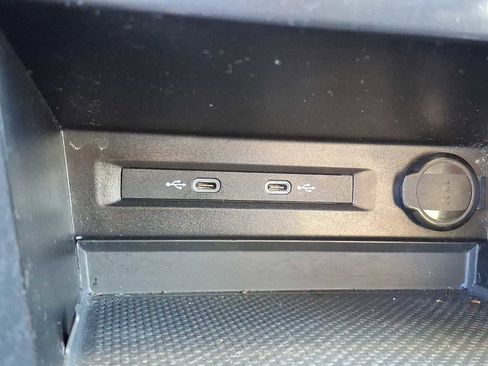 Used 2022 Volkswagen Tiguan S image 23