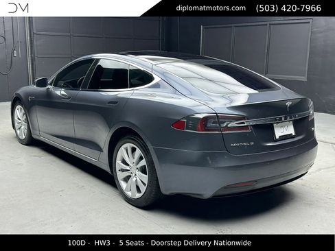 Used 2017 Tesla Model S 100D image 4