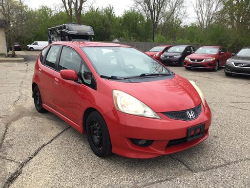 Used 2011 Honda Fit Sport image 4