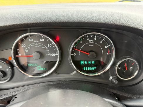 Used 2016 Jeep Wrangler Unlimited Sport w/ Quick Order Package 24S AWD/4WD image 18
