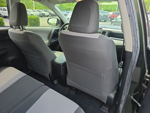 Used 2013 Toyota RAV4 LE FWD image 11