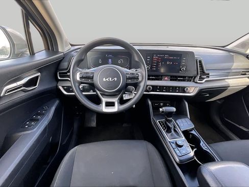 Used 2023 Kia Sportage LX FWD image 4