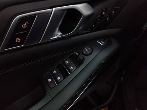 New 2026 BMW X5 xDrive40i w/ M Sport Package image 12