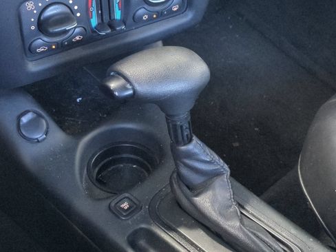 Used 2005 Chevrolet Monte Carlo SS w/ Preferred Equipment Group FWD image 31