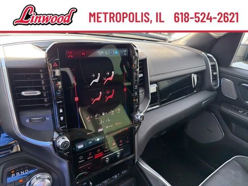 Used 2025 RAM 1500 Laramie w/ Night Edition image 30