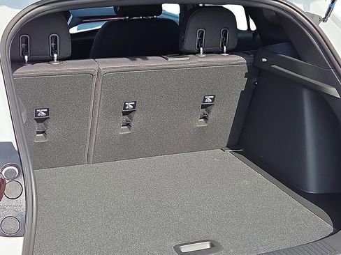 New 2026 Chevrolet Trax RS w/ Sunroof Package FWD image 8